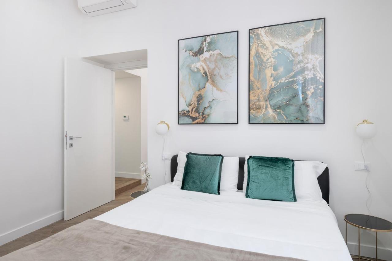 White Flat Cross Apartment Roma Ngoại thất bức ảnh