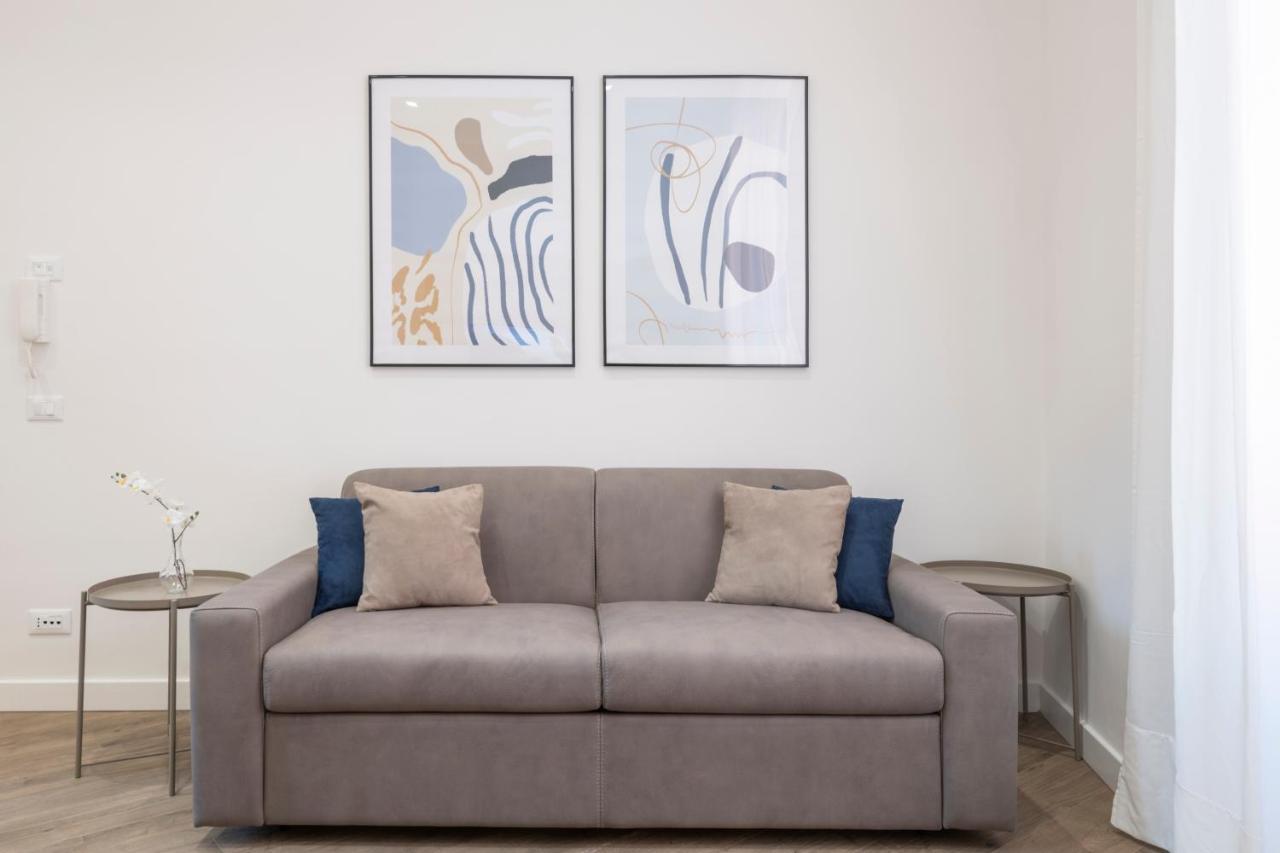 White Flat Cross Apartment Roma Ngoại thất bức ảnh