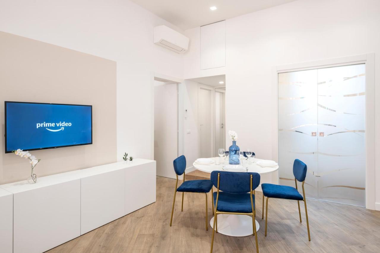 White Flat Cross Apartment Roma Ngoại thất bức ảnh